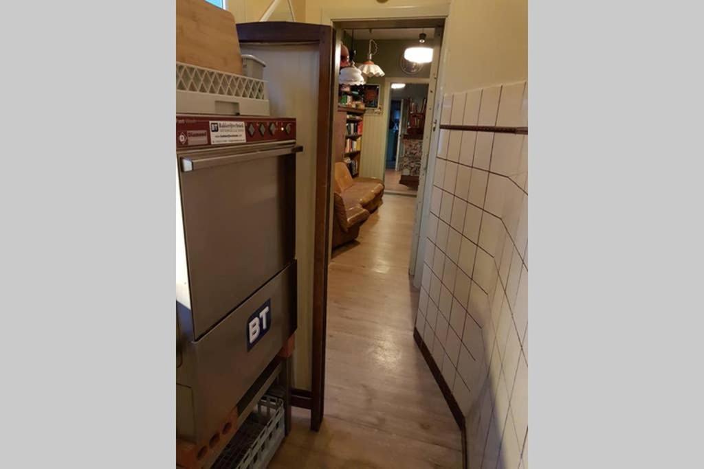 Vakantiewoning In Mol Centrum Met Eigen Bar "Casacuriosa" Εξωτερικό φωτογραφία