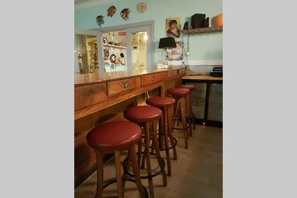 Vakantiewoning In Mol Centrum Met Eigen Bar "Casacuriosa" Εξωτερικό φωτογραφία