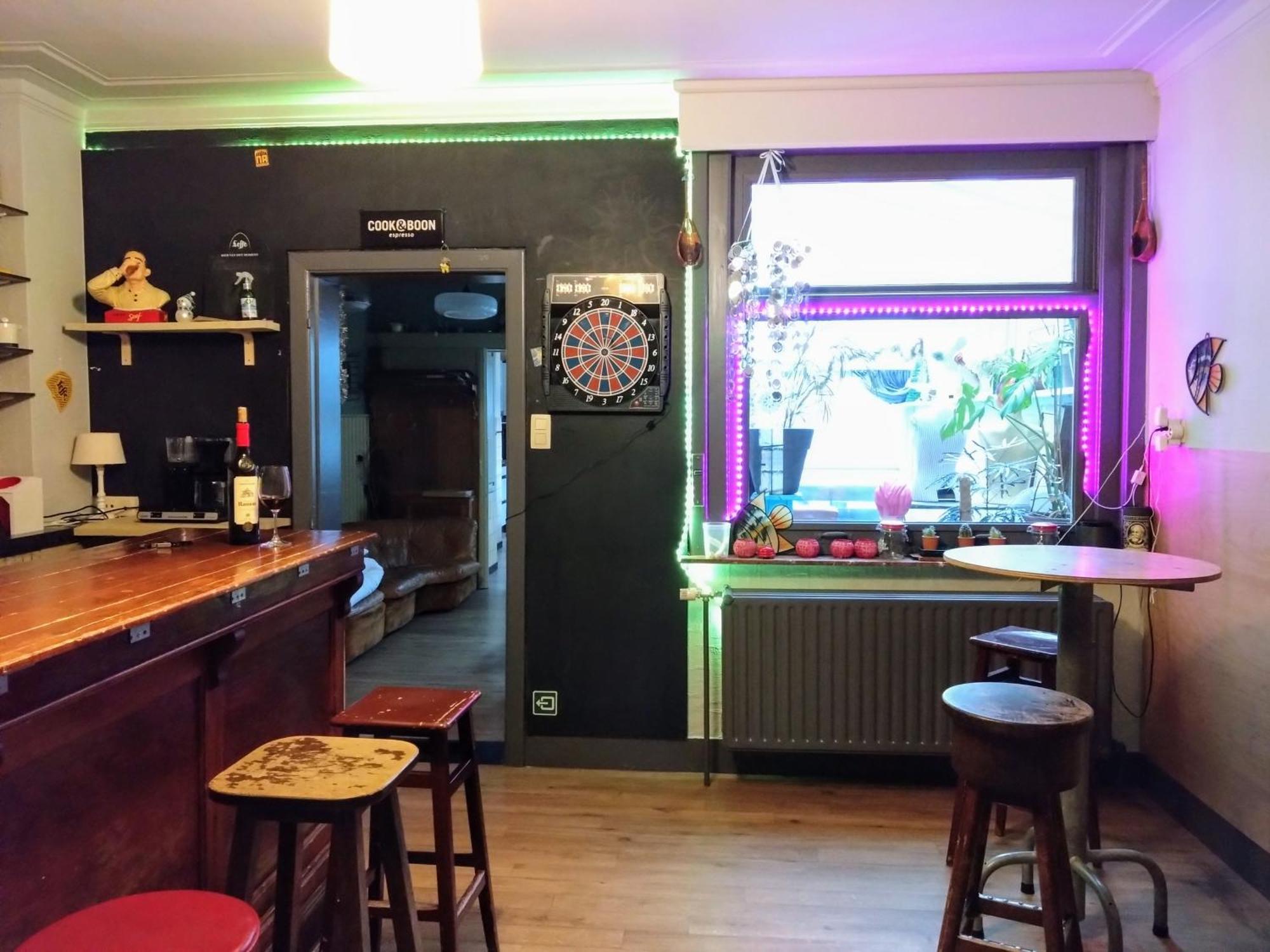 Vakantiewoning In Mol Centrum Met Eigen Bar "Casacuriosa" Εξωτερικό φωτογραφία